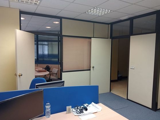 Foto 2 de Alquiler de oficina en Bagatza - San Vicente con aire acondicionado y calefacción
