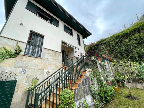Foto 2 de Casa en venda a barrio El Prado de 4 habitacions amb terrassa i jardí