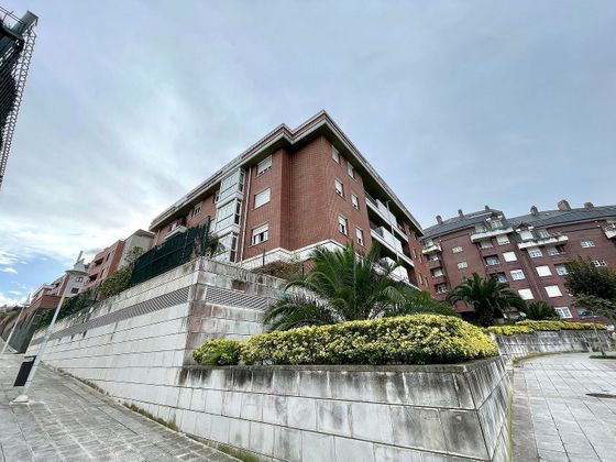Foto 2 de Pis en venda a calle De Resamano de 3 habitacions amb terrassa i piscina