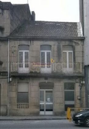 Foto 2 de Xalet en venda a As Travesas - Balaídos de 3 habitacions amb jardí i balcó