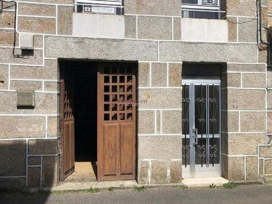 Foto 2 de Xalet en venda a Ribadavia de 2 habitacions amb balcó