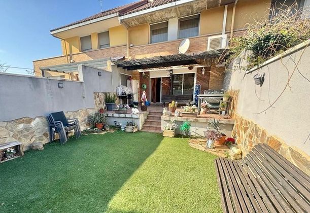 Foto 2 de Casa en venda a Tudela de 3 habitacions amb jardí i balcó