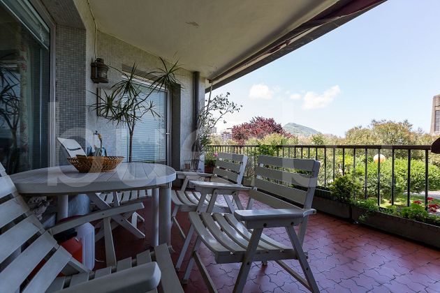 Foto 2 de Pis en venda a calle Urkijo de 5 habitacions amb terrassa i garatge