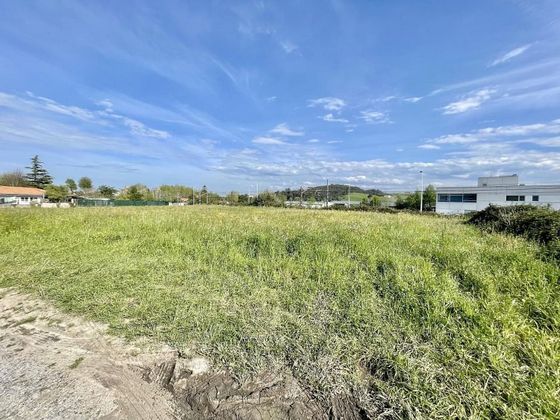 Foto 1 de Venta de terreno en Santa Cruz de Bezana de 863 m²