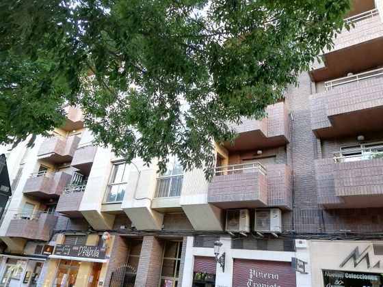 Foto 1 de Àtic en venda a Almansa de 3 habitacions amb terrassa i garatge