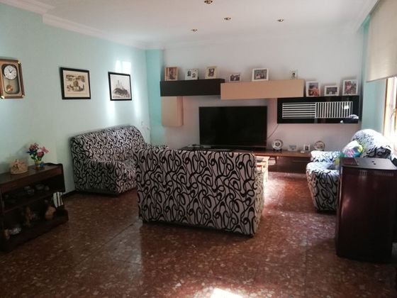 Foto 2 de Venta de casa en Almansa de 4 habitaciones con terraza y calefacción