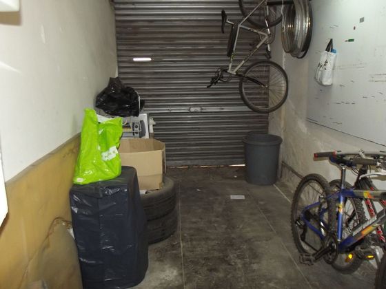 Foto 2 de Venta de casa en Almansa de 4 habitaciones con garaje