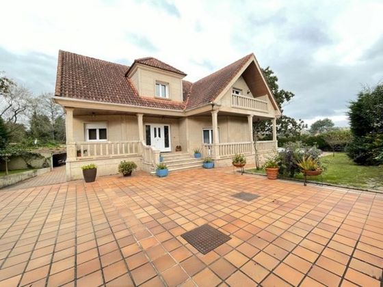 Foto 2 de Casa adossada en venda a Cornazo - Rubianes de 6 habitacions amb terrassa i piscina