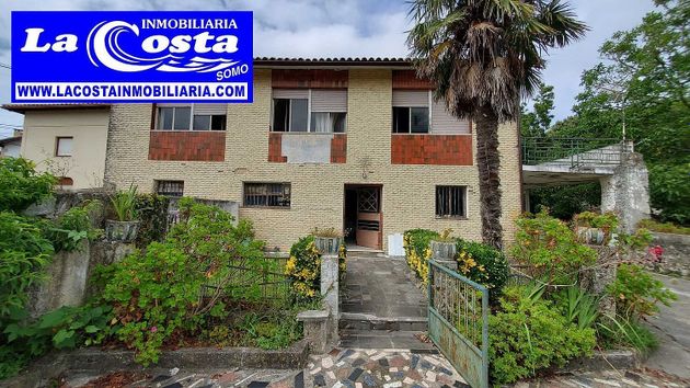 Foto 1 de Casa en venda a barrio Arnuero de 6 habitacions amb terrassa i garatge