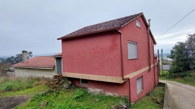 Foto 2 de Venta de casa en Rosal (O) de 3 habitaciones con terraza y garaje