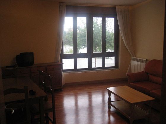 Foto 1 de Piso en alquiler en Universidad - Dominicos de 2 habitaciones con terraza y muebles