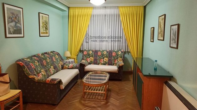 Foto 1 de Pis en venda a Carmelitas - San Marcos - Campillo de 2 habitacions amb mobles i calefacció