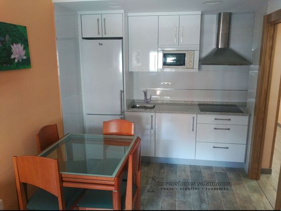 Foto 1 de Piso en alquiler en Vidal de 3 habitaciones con muebles y balcón
