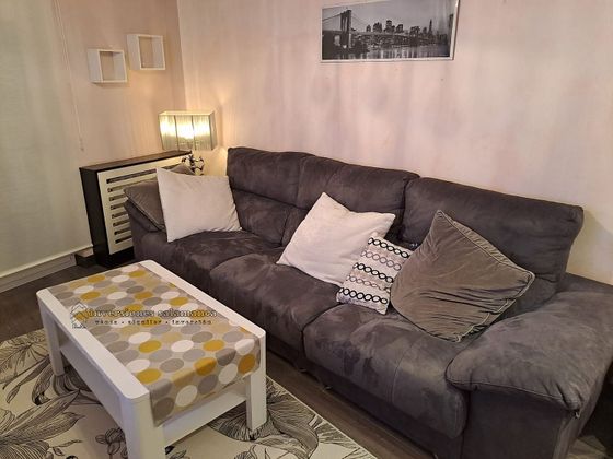 Foto 2 de Pis en lloguer a Vidal de 3 habitacions amb mobles i aire acondicionat