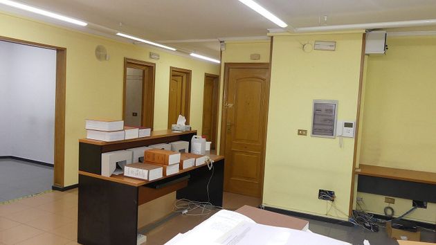 Foto 2 de Oficina en alquiler en calle De la Reina de 274 m²