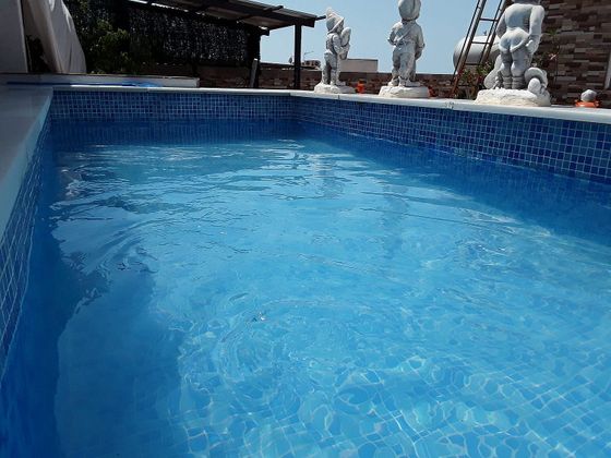Foto 1 de Edifici en venda a Arroyo de la Miel amb piscina