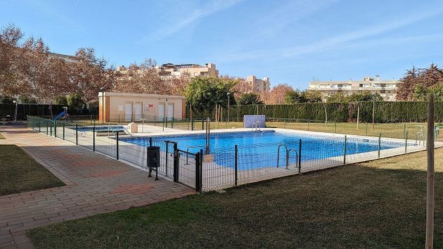 Foto 1 de Pis en venda a El Cónsul - Ciudad Universitaria de 4 habitacions amb terrassa i piscina