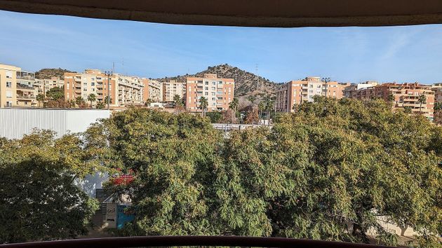 Foto 2 de Pis en venda a El Cónsul - Ciudad Universitaria de 4 habitacions amb terrassa i piscina