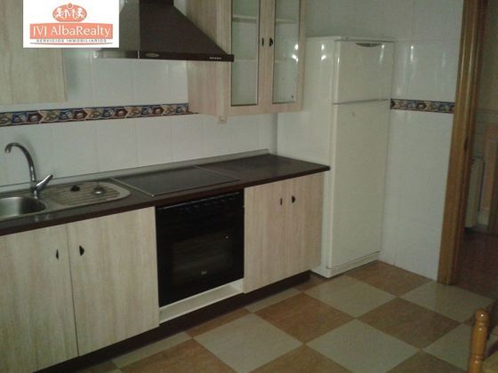 Foto 2 de Piso en venta en Chinchilla de Monte-Aragón de 3 habitaciones con calefacción