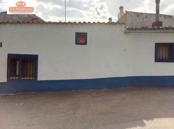 Foto 2 de Casa en venda a Peñascosa de 5 habitacions amb terrassa