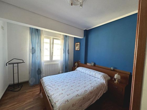 Foto 2 de Pis en venda a Galdakao de 3 habitacions amb balcó i calefacció