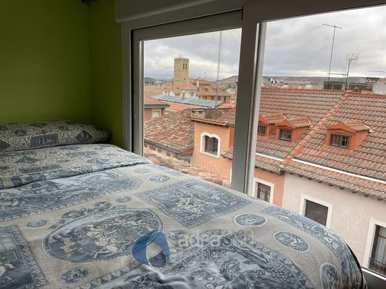 Foto 2 de Àtic en venda a Casco Antiguo de 1 habitació amb terrassa i calefacció