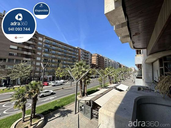 Foto 1 de Pis en venda a Centro - Logroño de 7 habitacions amb terrassa i aire acondicionat