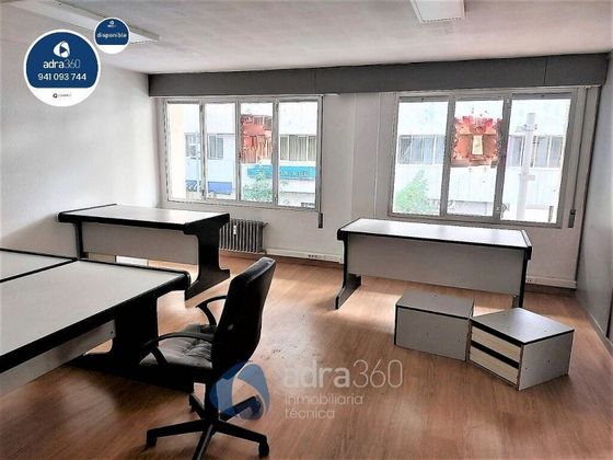 Foto 1 de Venta de oficina en Centro - Logroño con calefacción y ascensor