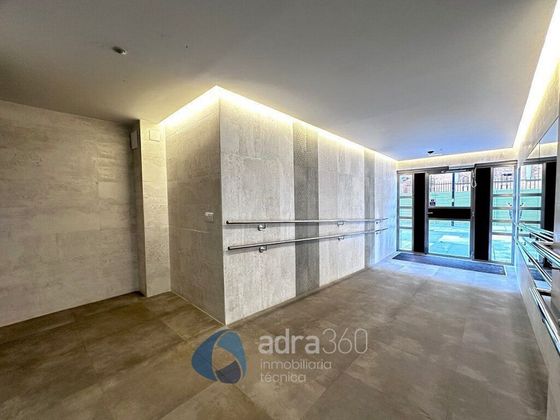 Foto 2 de Pis en venda a Centro - Logroño de 5 habitacions amb terrassa i balcó