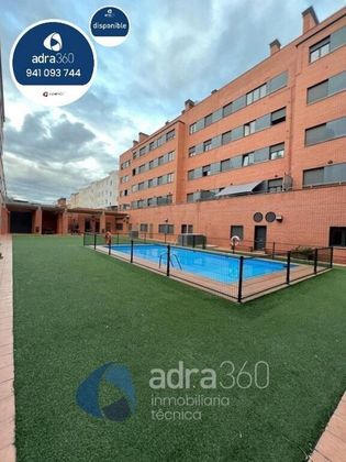 Foto 1 de Piso en venta en Fuenmayor de 3 habitaciones con terraza y piscina