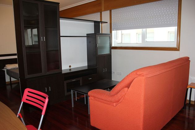 Foto 1 de Estudio en venta en Castiñeiriño - Cruceiro de Sar con garaje y ascensor