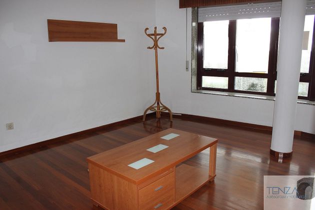 Foto 1 de Dúplex en venda a San Lázaro - Meixonfrío de 3 habitacions amb garatge i calefacció