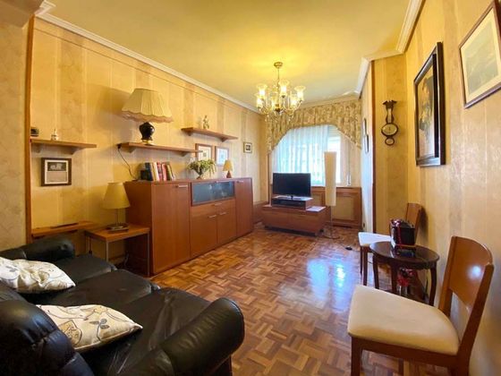 Foto 1 de Piso en venta en Adurtza - Aretxabaleta de 3 habitaciones con terraza y calefacción