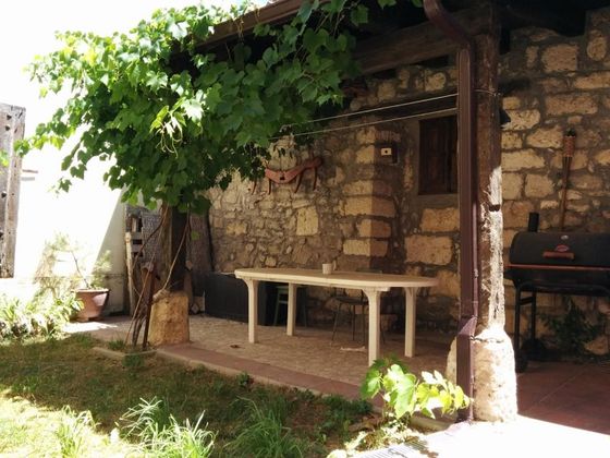 Foto 1 de Venta de casa en Valle de Santibáñez de 3 habitaciones con jardín y calefacción