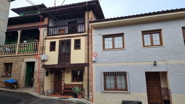 Foto 1 de Casa en venta en calle La Robellada de 2 habitaciones con terraza y balcón