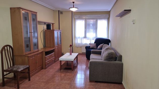 Foto 2 de Pis en venda a calle Alfonso Noriega de 2 habitacions amb garatge i calefacció
