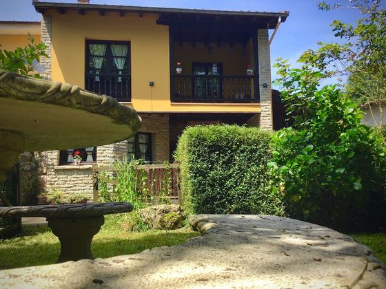 Foto 1 de Casa en venda a calle Aldea Cua de 3 habitacions amb terrassa i garatge