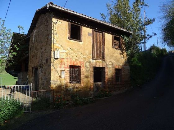 Foto 1 de Chalet en venta en Parroquias de Oviedo de 2 habitaciones con jardín