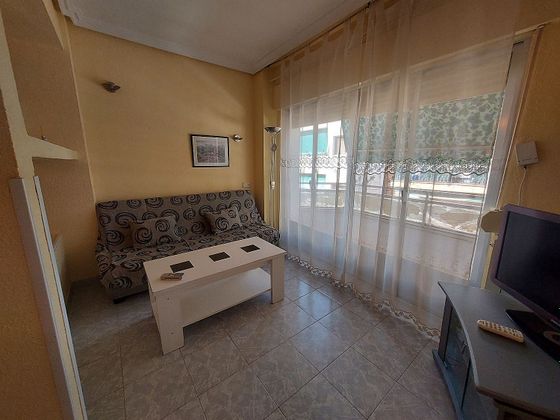 Foto 2 de Pis en venda a Centro - El Pilar de 3 habitacions amb terrassa i aire acondicionat