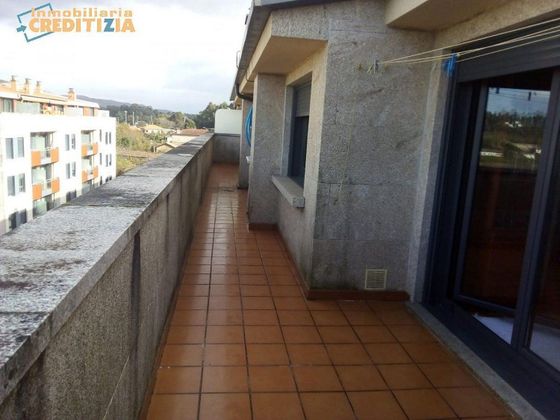 Foto 1 de Piso en venta en Salvaterra de Miño de 2 habitaciones con terraza y garaje