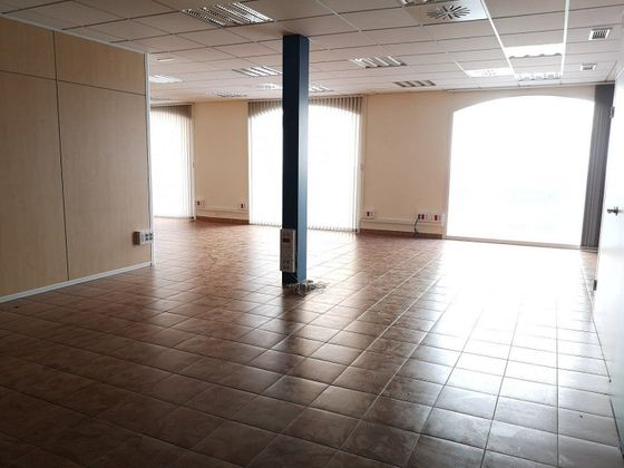 Foto 2 de Venta de oficina en Casc Antic de 166 m²