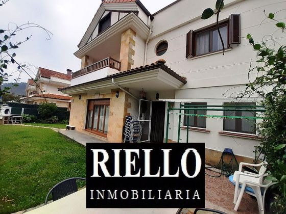 Foto 1 de Casa adossada en venda a Guriezo de 4 habitacions amb terrassa i piscina