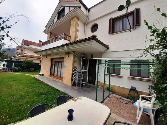 Foto 2 de Casa adossada en venda a Guriezo de 4 habitacions amb terrassa i piscina