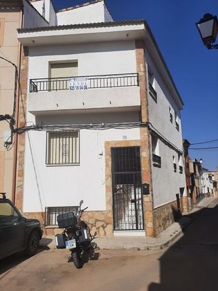 Foto 1 de Casa en venda a calle Aguas de 5 habitacions amb terrassa i calefacció