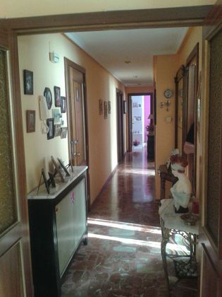 Foto 1 de Pis en venda a calle Virgen de 3 habitacions i 120 m²