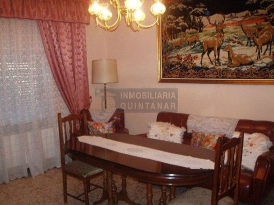 Foto 2 de Casa adossada en venda a Quintanar de la Orden de 4 habitacions amb terrassa