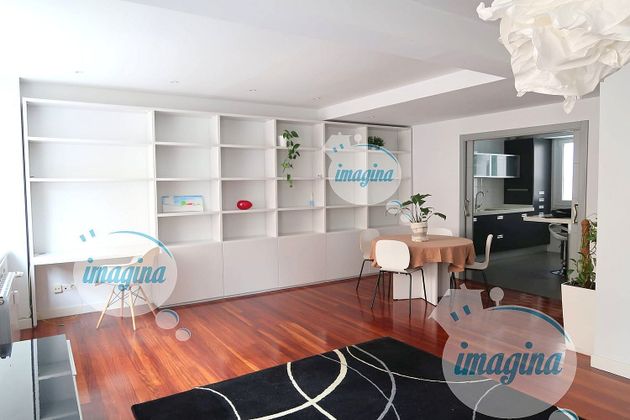 Foto 2 de Piso en alquiler en Indautxu de 2 habitaciones con muebles y calefacción
