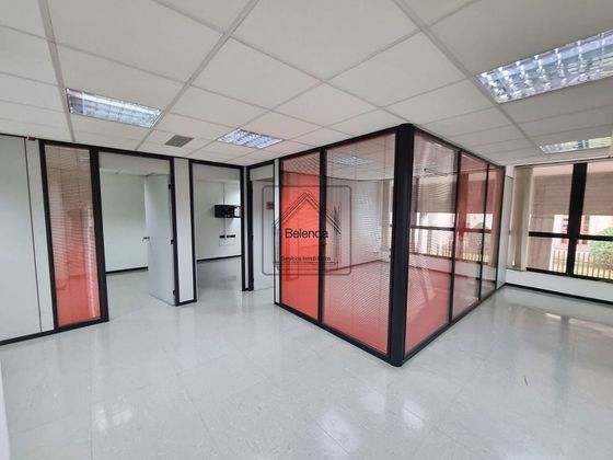 Foto 2 de Oficina en alquiler en Ensanche - Sar de 120 m²