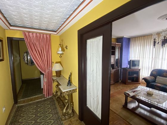 Foto 2 de Pis en venda a calle De Vital Aza de 5 habitacions amb balcó i calefacció