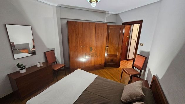Foto 2 de Piso en venta en Portugalete de 3 habitaciones con balcón y calefacción